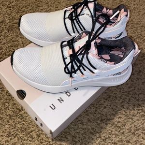 UA CHARGED BREATHE FN PRNT - SZ 8